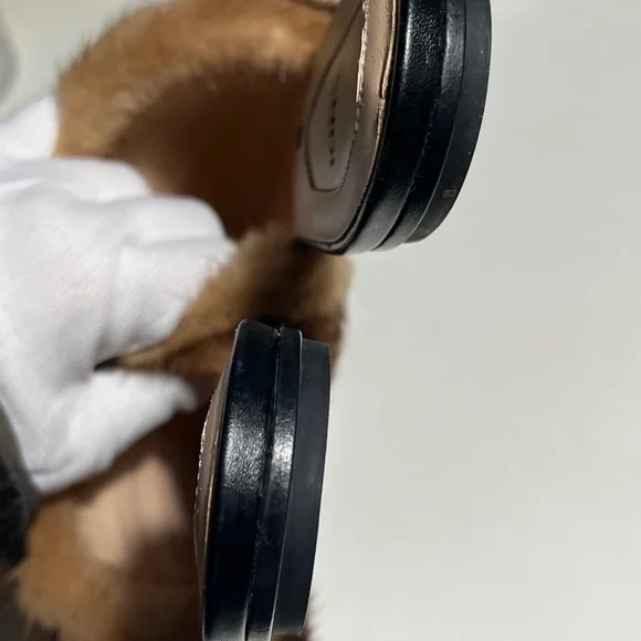 Fendi Black Leather Pointed Mules with Brown Logo Fur Band - Picture 4 of 11